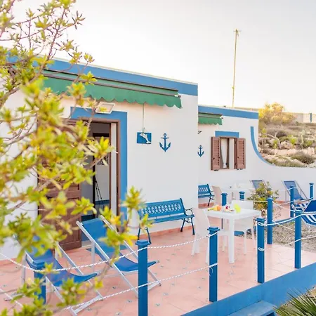 מלון דירות Residenza Ormos - Dimore Sul Mare 4*