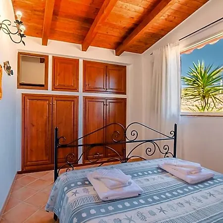 公寓式酒店 Residenza Ormos - Dimore Sul Mare 兰佩杜萨