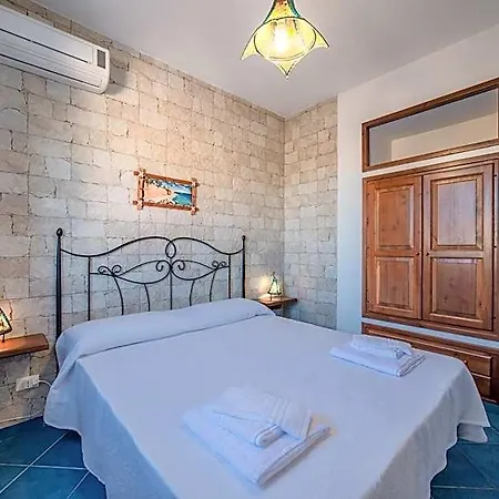 Residenza Ormos - Dimore Sul Mare 公寓式酒店 4*